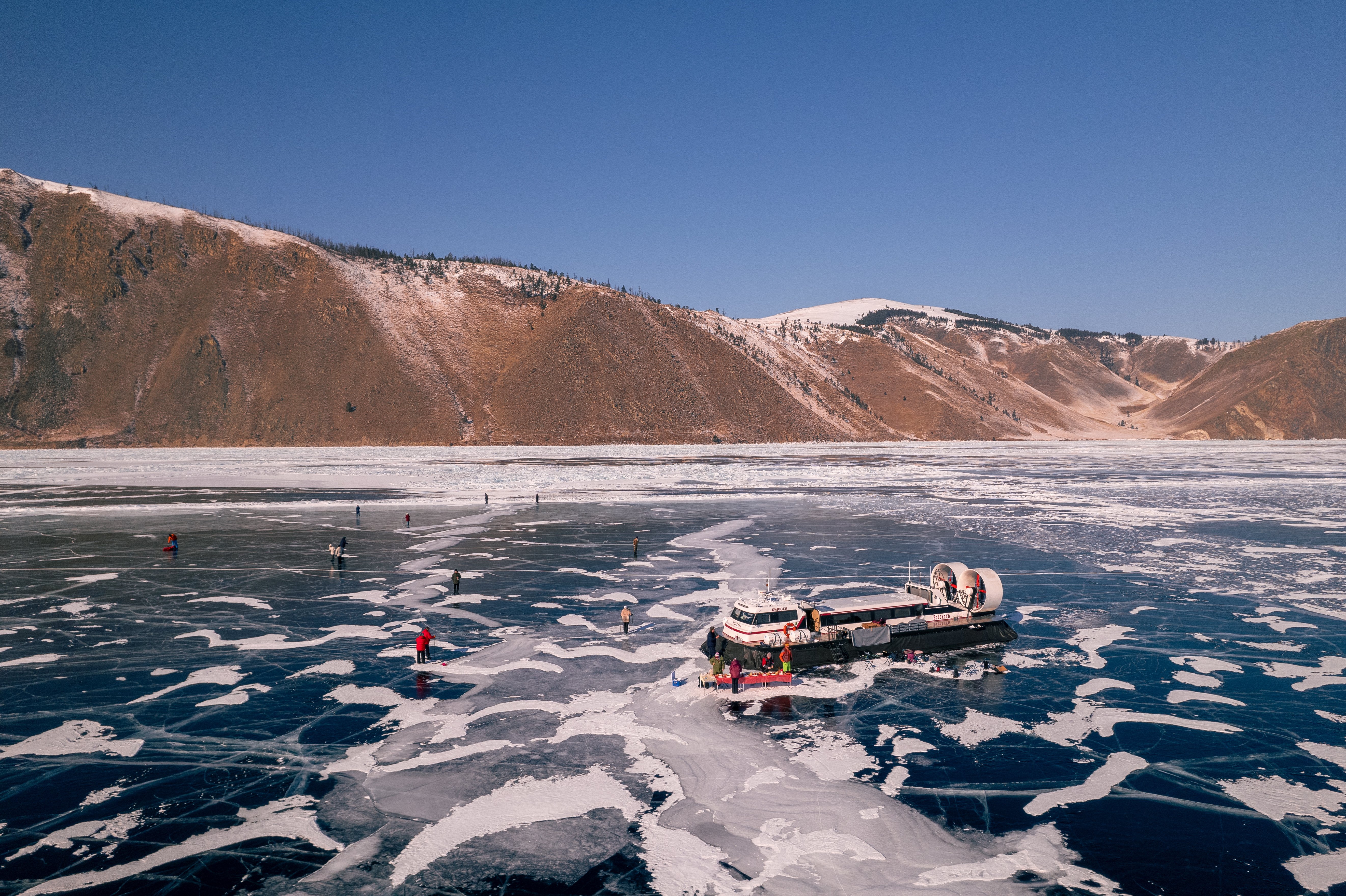 Arctic station on ice